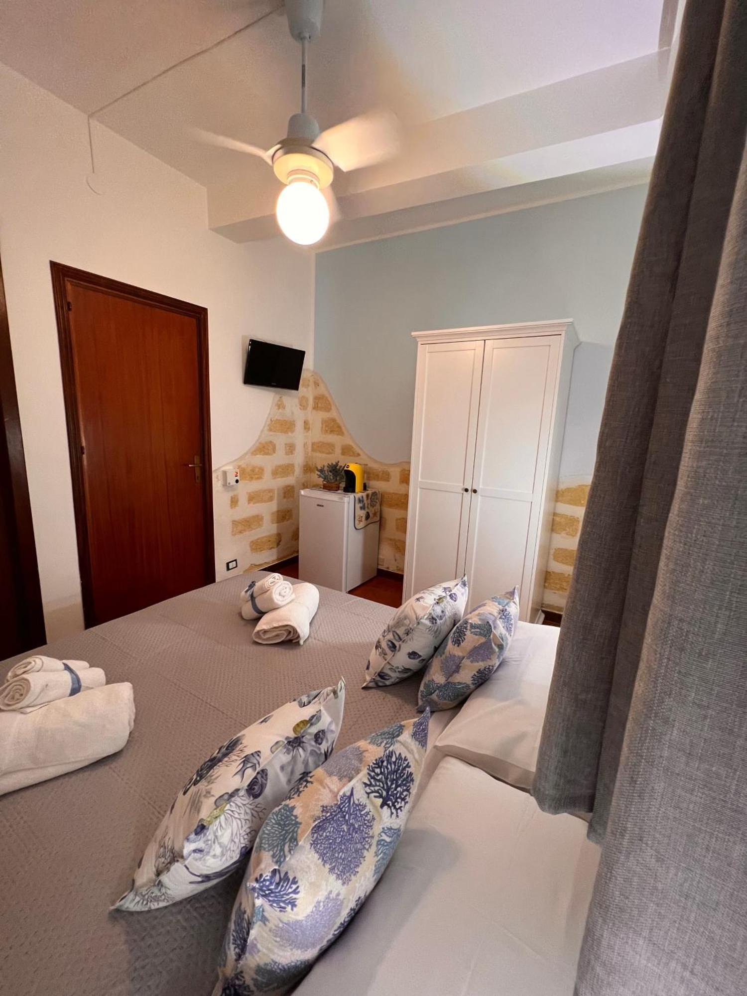 Celeste Rooms 圣维托罗卡波 外观 照片
